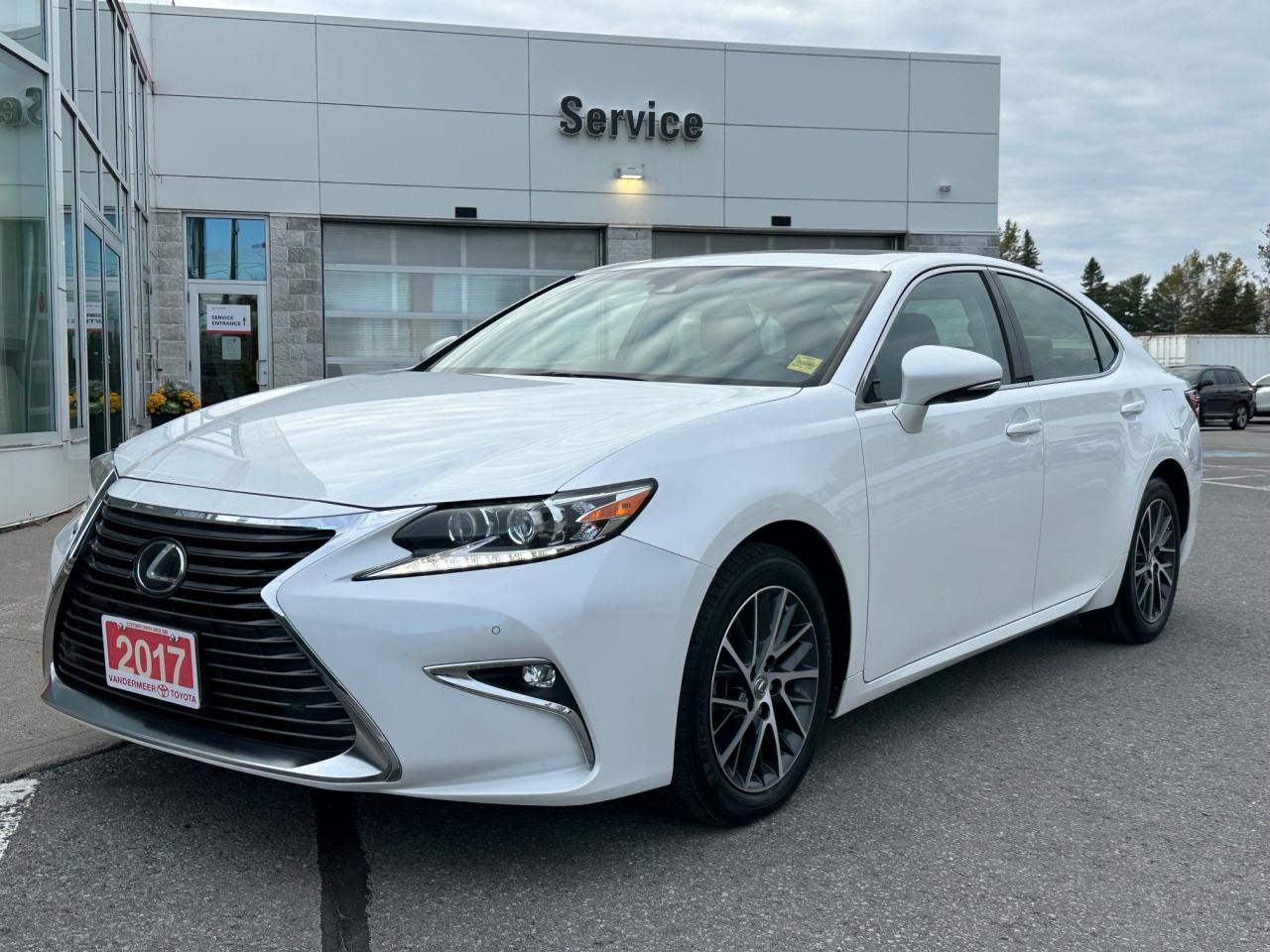 2017 Lexus ES 350 Base 4dr Sedan Photo