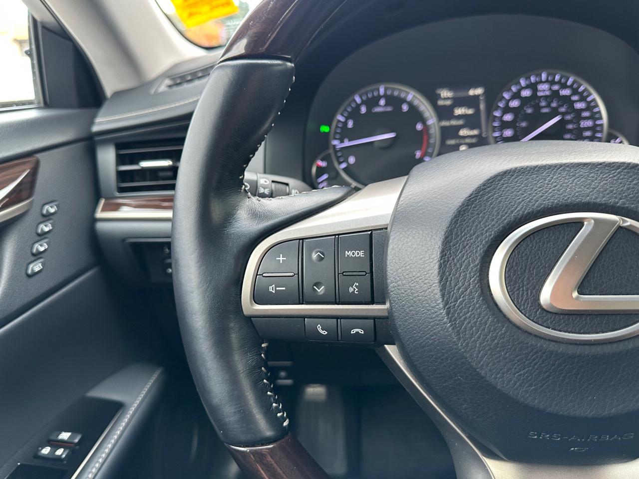 2017 Lexus ES 350 Base 4dr Sedan Photo