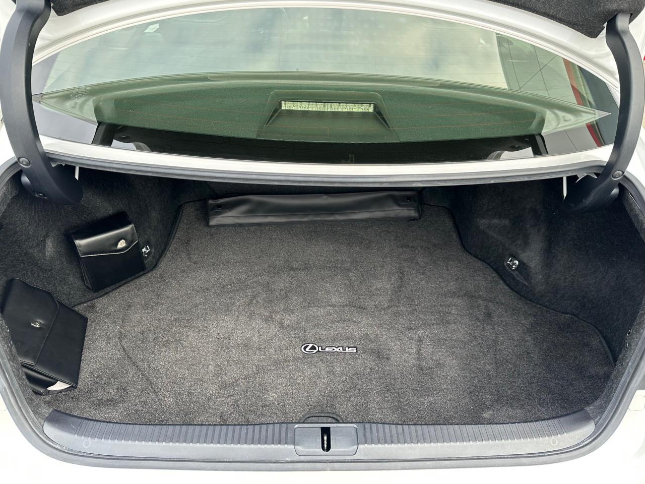 2017 Lexus ES 350 Base 4dr Sedan Photo