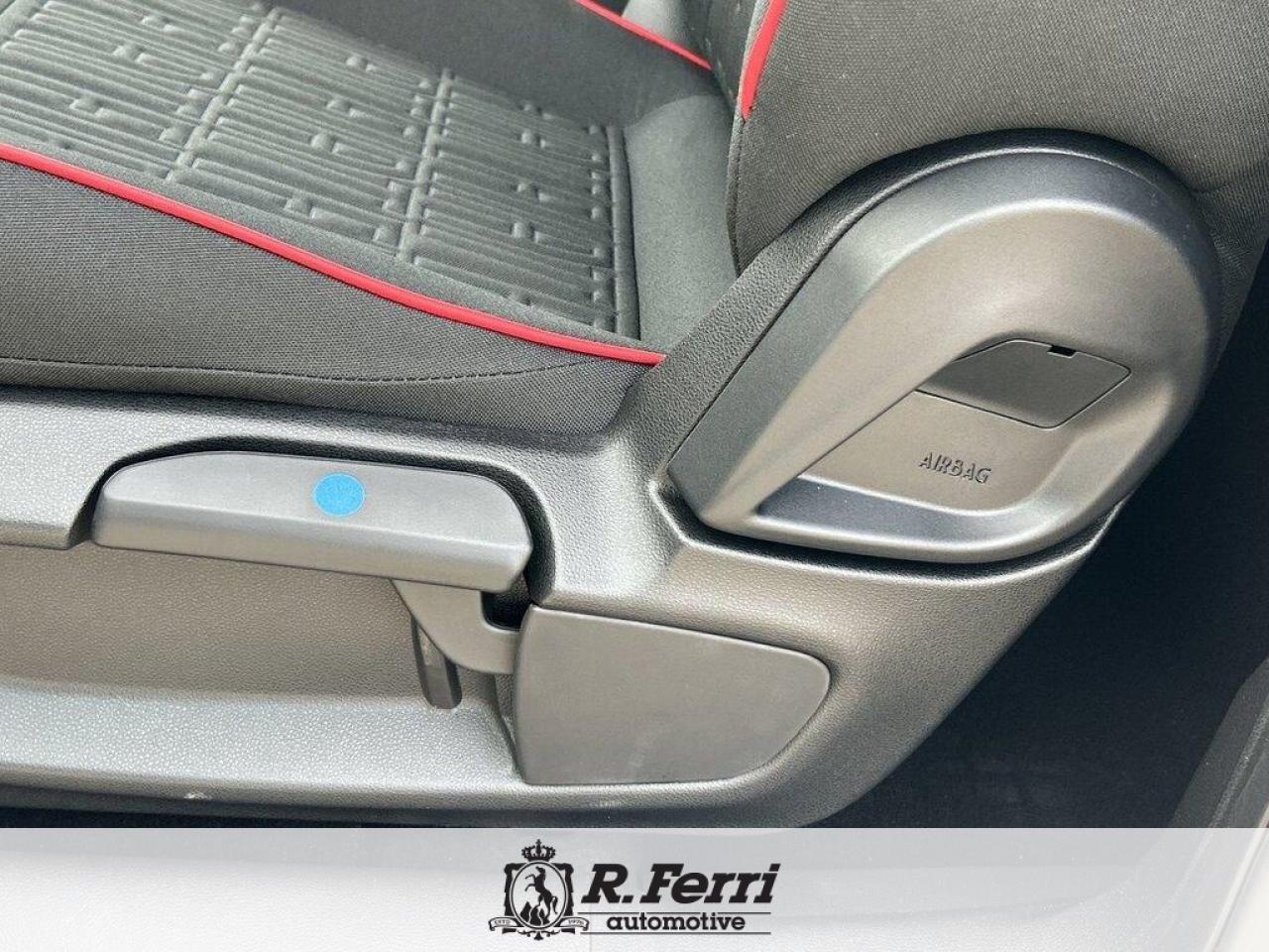 2025 Fiat 500E Base 2dr Hatchback Photo