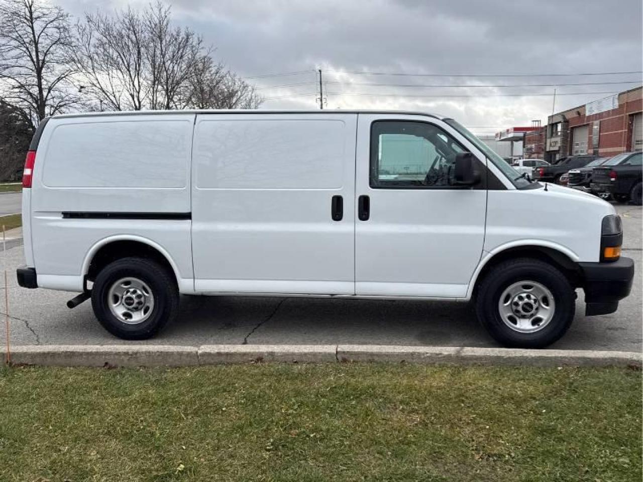 2021 GMC Savana 2500 Work Van Rear-Wheel Drive Cargo Van Photo