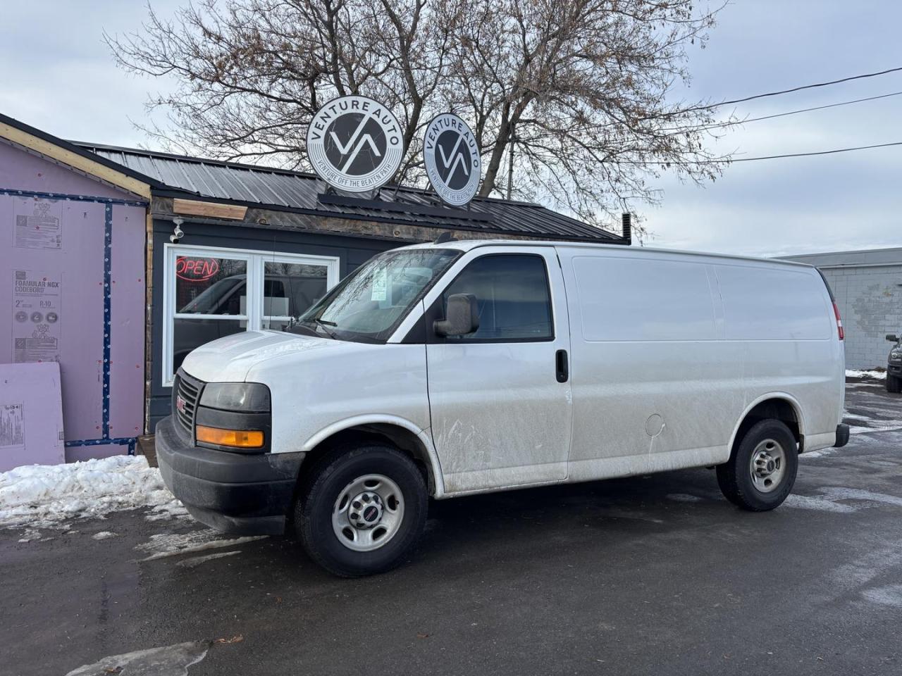 2021 GMC Savana 2500 Work Van Rear-Wheel Drive Cargo Van Photo