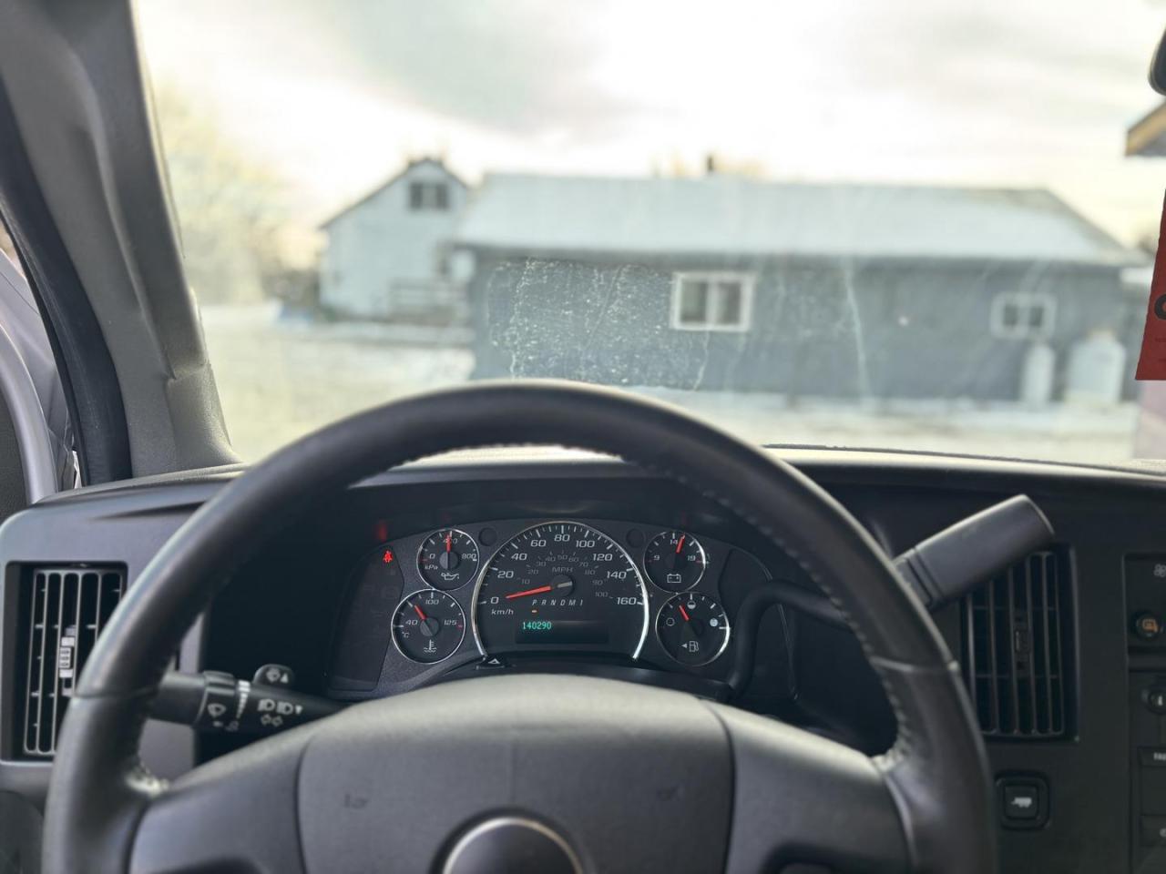 2021 GMC Savana 2500 Work Van Rear-Wheel Drive Cargo Van Photo