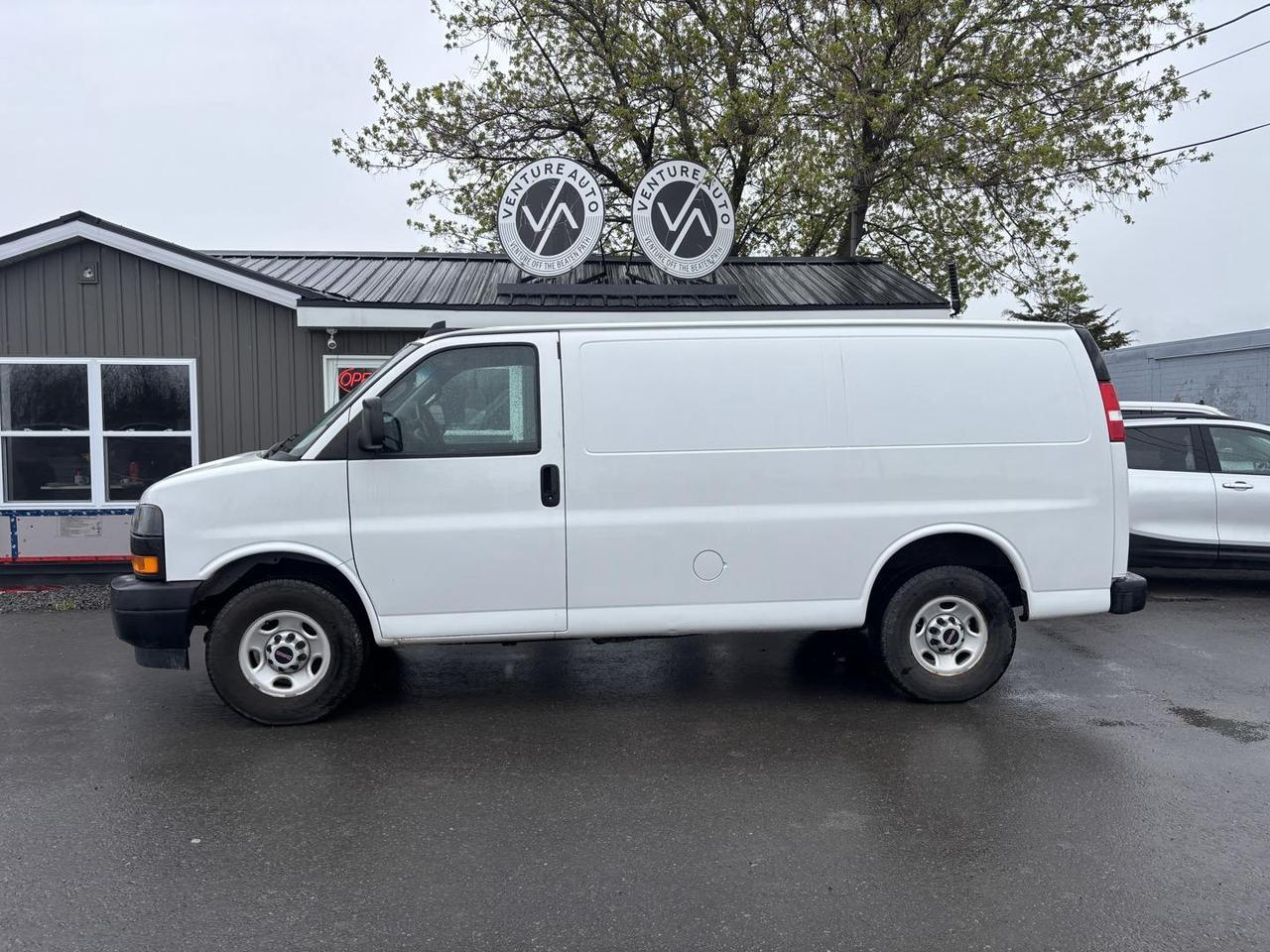 2021 GMC Savana 2500 Work Van Rear-Wheel Drive Cargo Van Photo