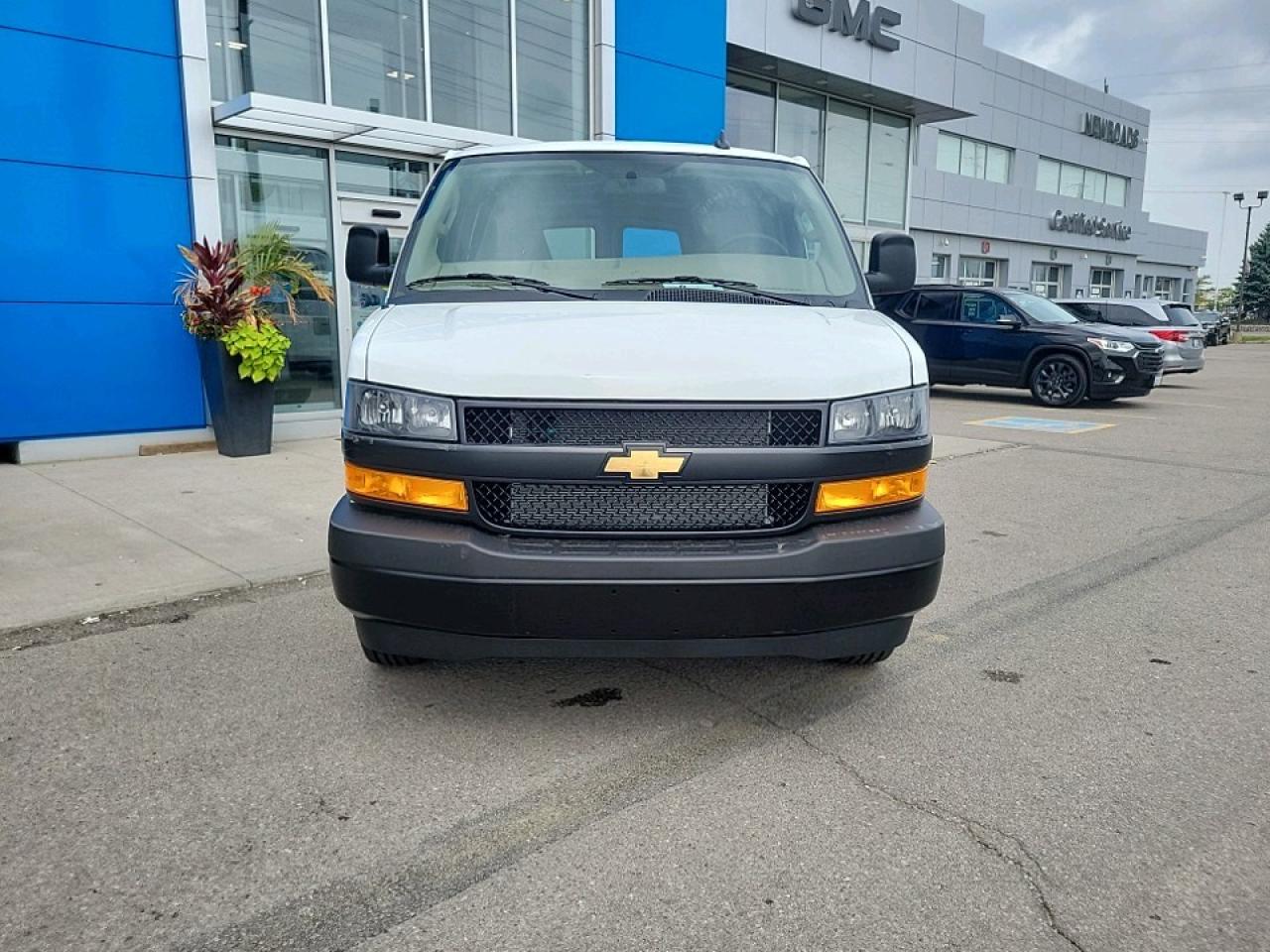 2025 Chevrolet Express 2500 Work Van Rear-Wheel Drive Extended Cargo Van Photo