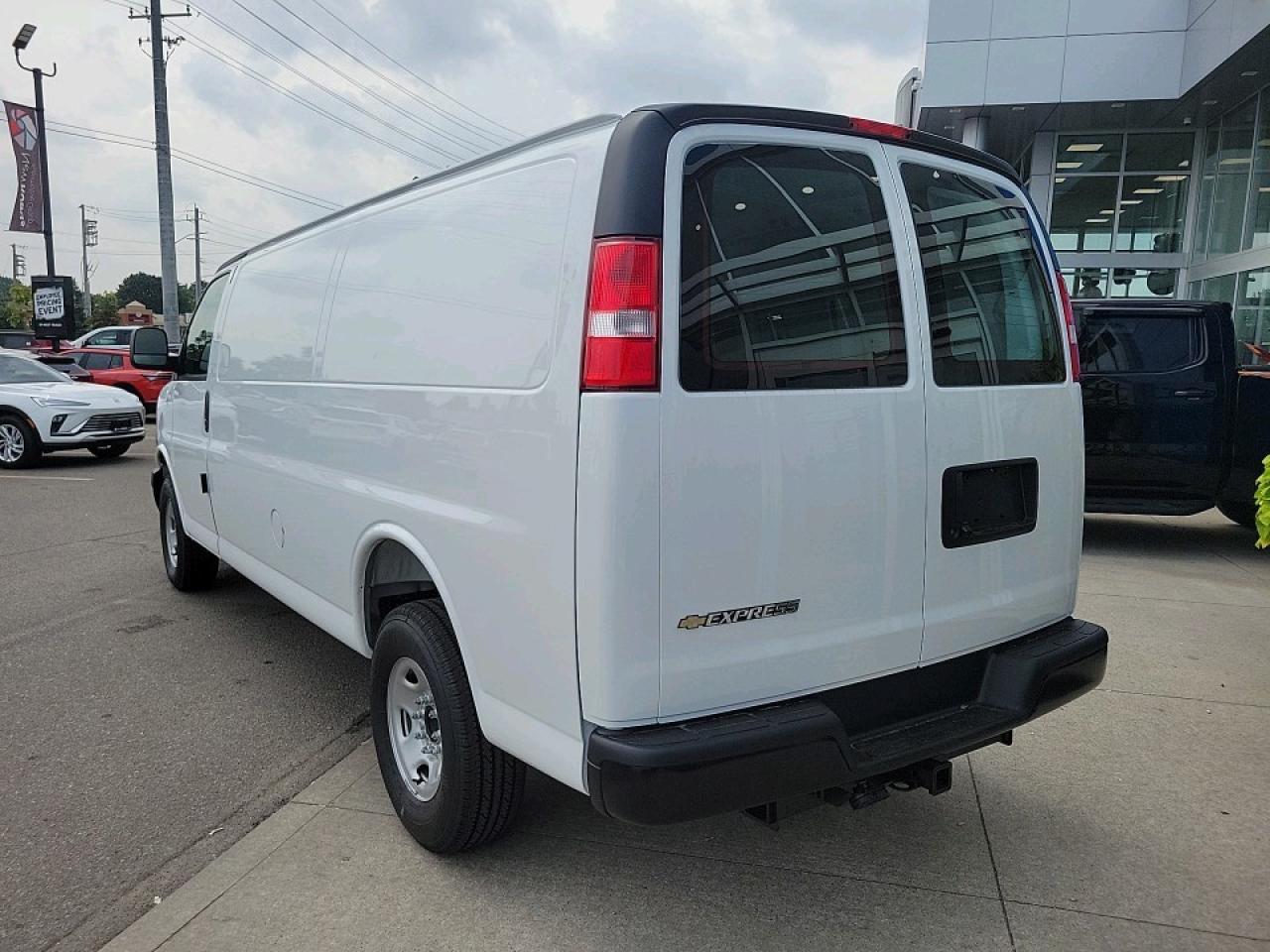 2025 Chevrolet Express 2500 Work Van Rear-Wheel Drive Extended Cargo Van Photo