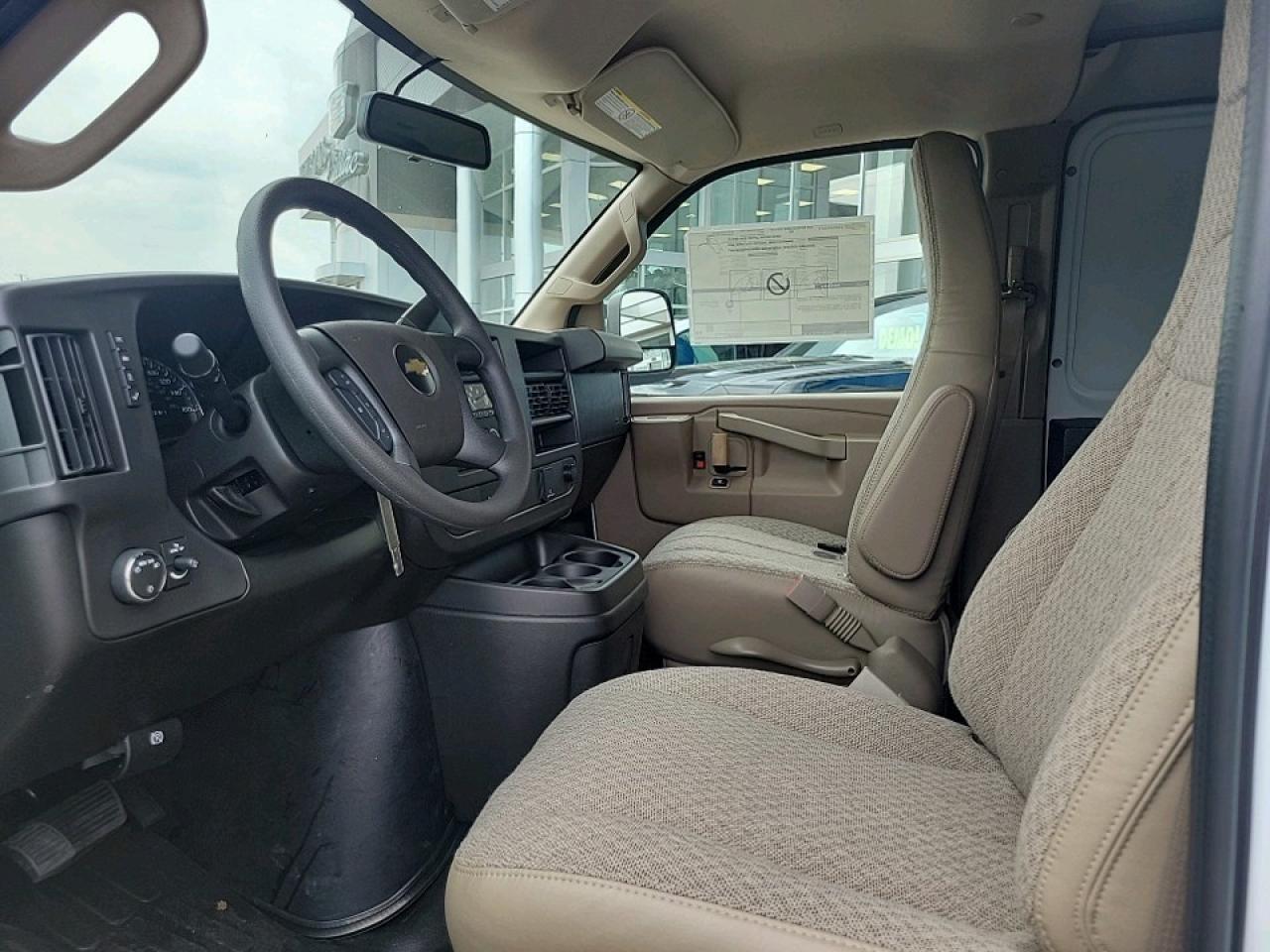 2025 Chevrolet Express 2500 Work Van Rear-Wheel Drive Extended Cargo Van Photo