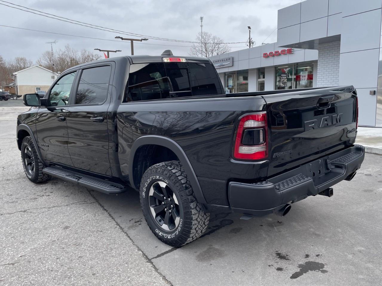 2023 RAM 1500 Rebel 4x4 Crew Cab 5'7" Box Photo4