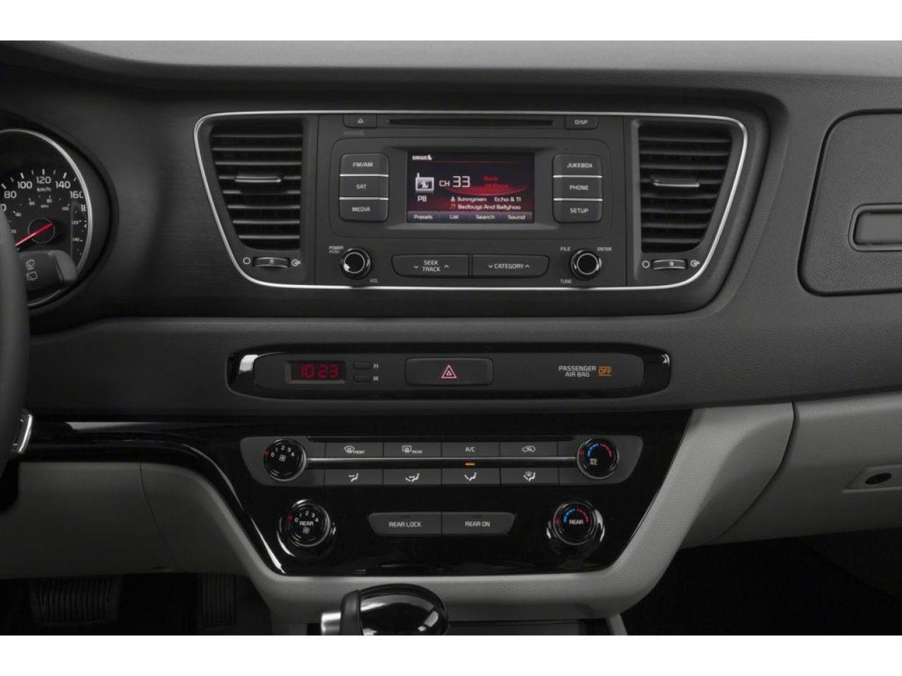 2016 Kia Sedona  Photo