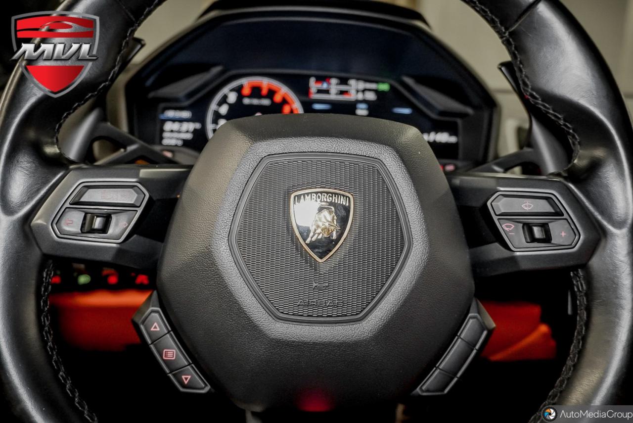 2016 Lamborghini Huracan  Photo