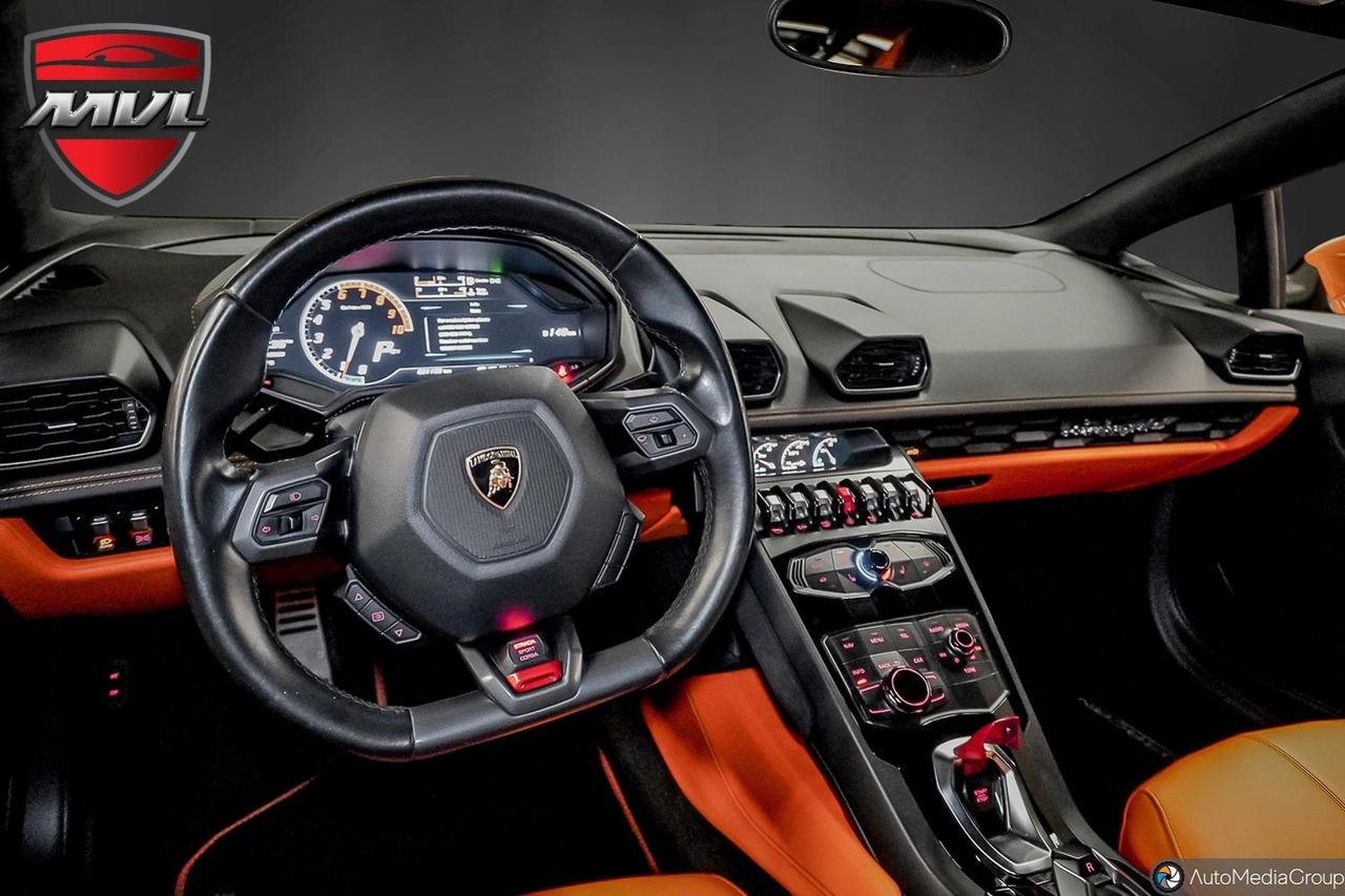 2016 Lamborghini Huracan  Photo