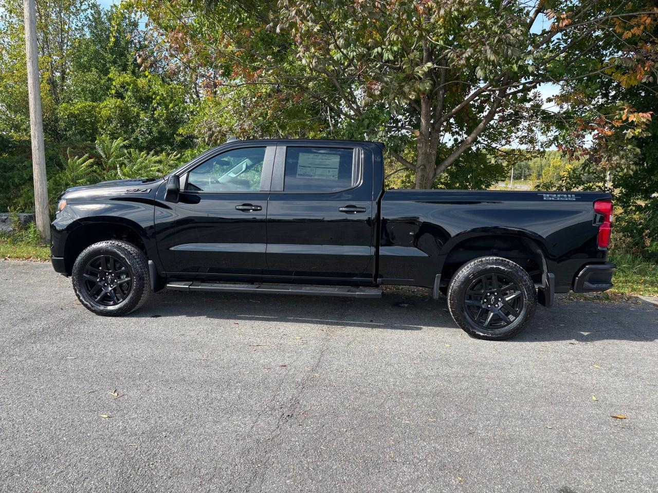 2026 Chevrolet Silverado 1500 Crew Cab Standard Box 4-Wheel Drive LT Trail Boss Photo