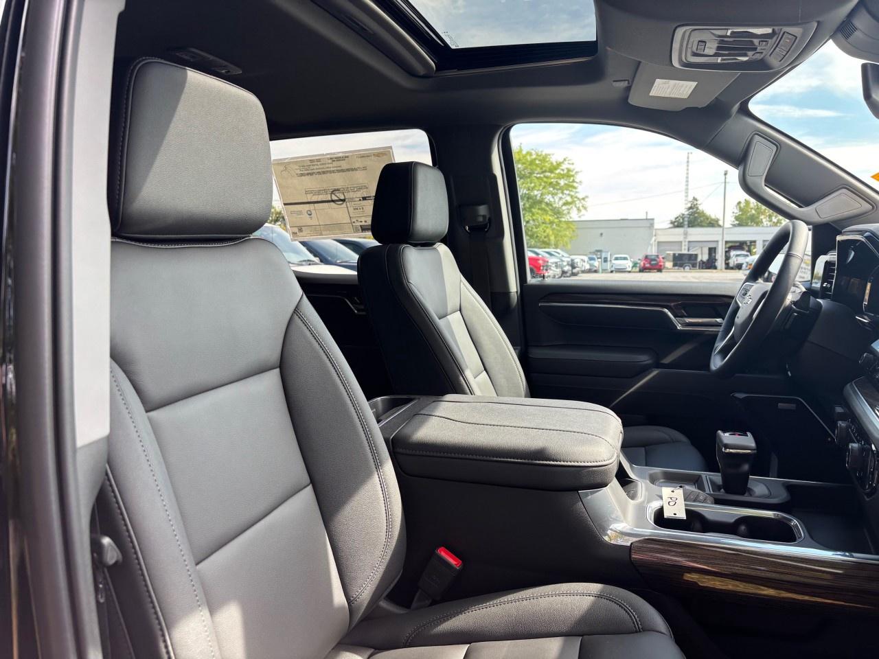 2026 Chevrolet Silverado 1500 Crew Cab Standard Box 4-Wheel Drive LT Trail Boss Photo