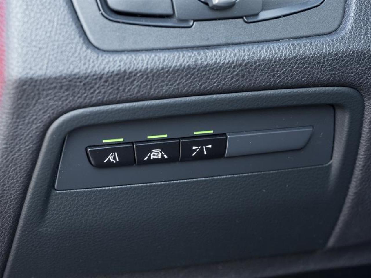 2019 BMW M4 Base 2dr Rear-Wheel Drive Coupe Photo