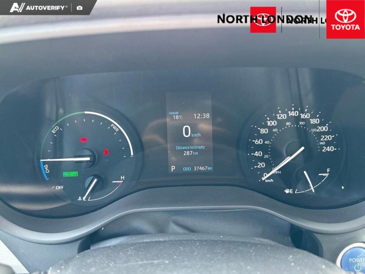 2024 Toyota Sienna LE 8-Passenger 4dr All-Wheel Drive Passenger Van Photo