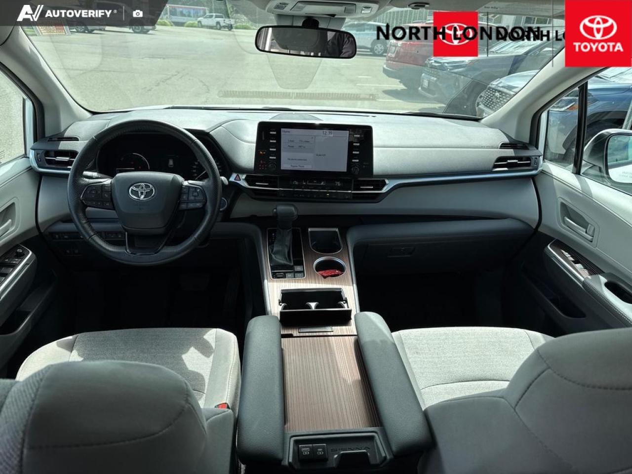 2024 Toyota Sienna LE 8-Passenger 4dr All-Wheel Drive Passenger Van Photo