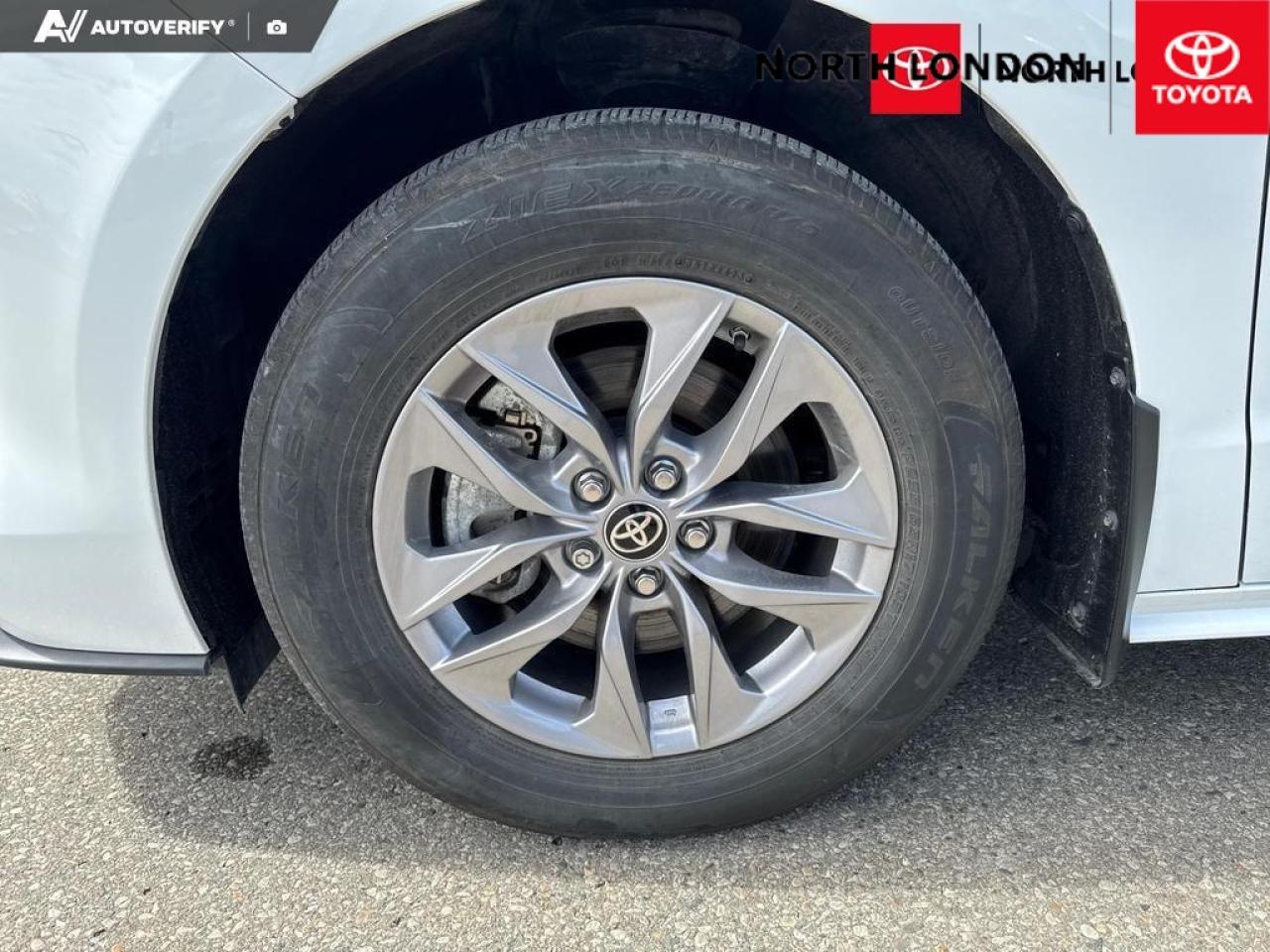 2024 Toyota Sienna LE 8-Passenger 4dr All-Wheel Drive Passenger Van Photo