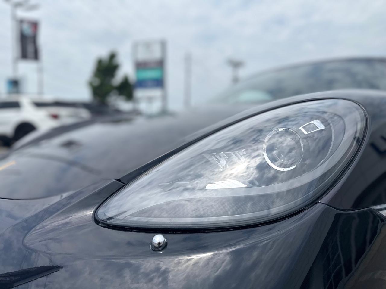 2017 Porsche 718 Cayman S 2dr Rear-Wheel Drive Coupe Photo