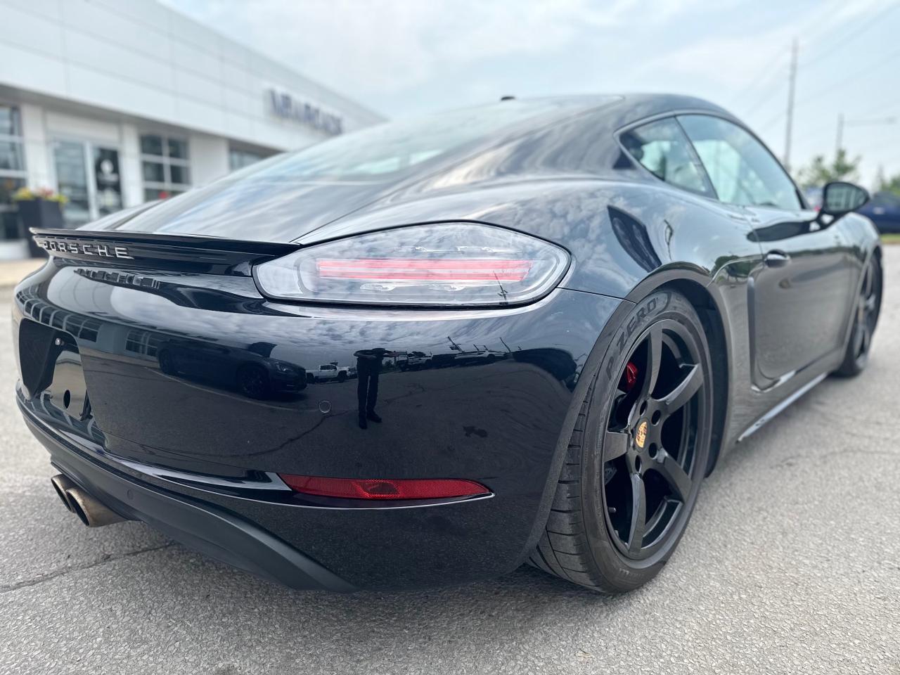 2017 Porsche 718 Cayman S 2dr Rear-Wheel Drive Coupe Photo