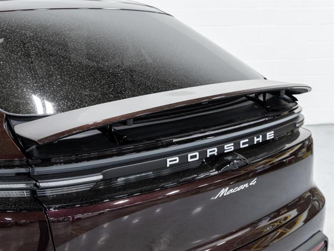 2024 Porsche Macan  Photo