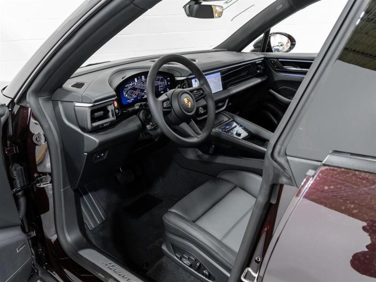 2024 Porsche Macan  Photo