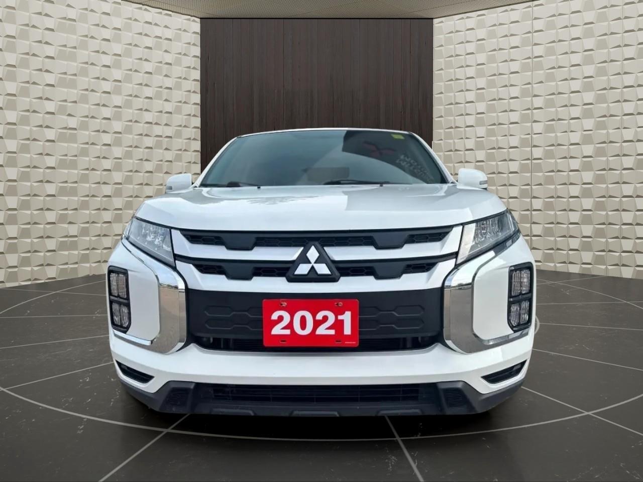 2021 Mitsubishi RVR SE 4dr AWC Photo