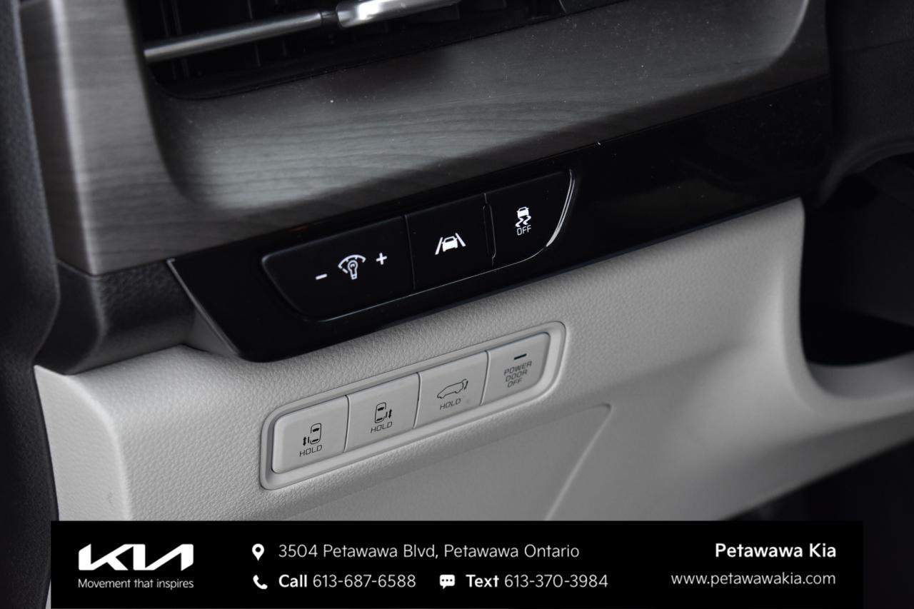 2022 Kia Carnival EX+ Passenger Van Photo