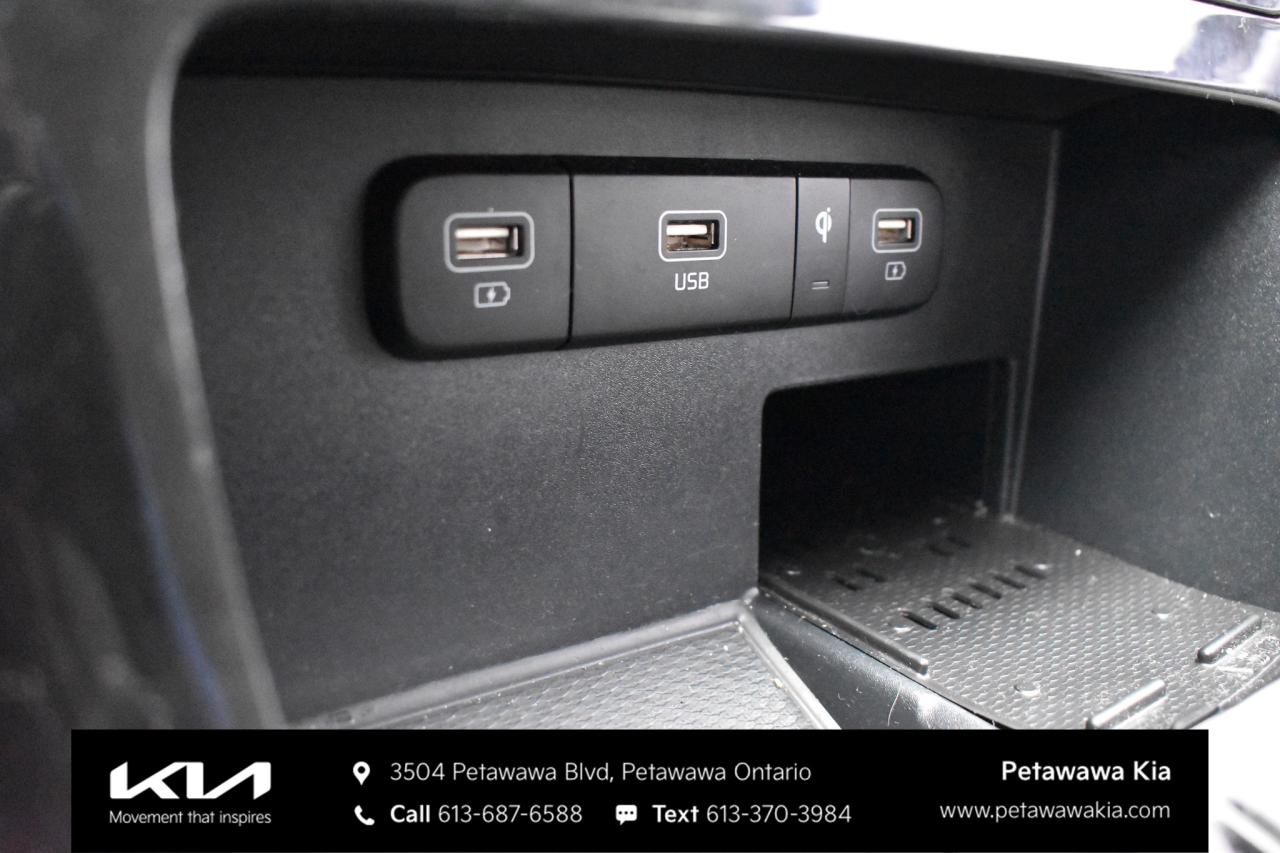 2022 Kia Carnival EX+ Passenger Van Photo