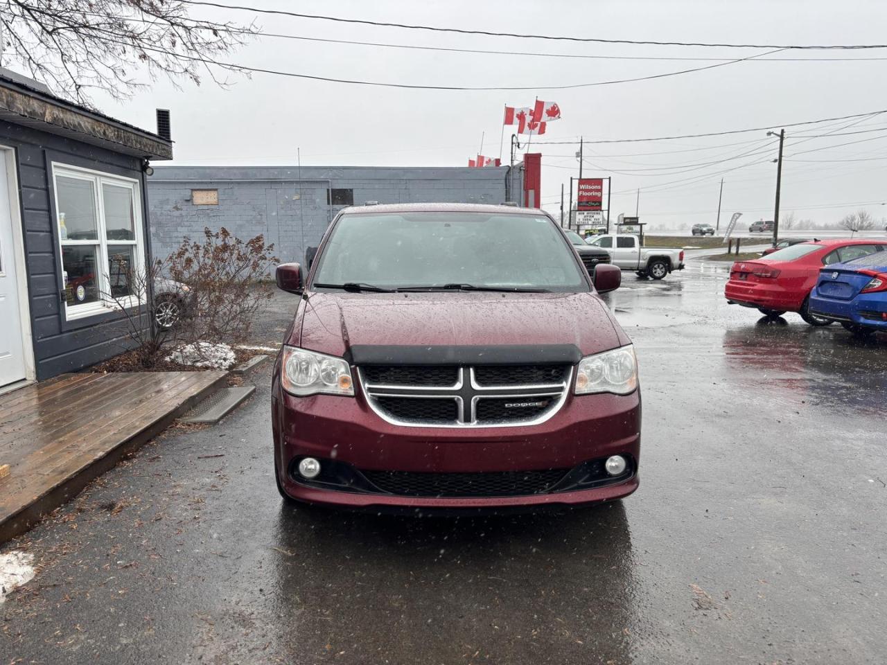 2017 Dodge Grand Caravan CVP/SXT Passenger Van Photo