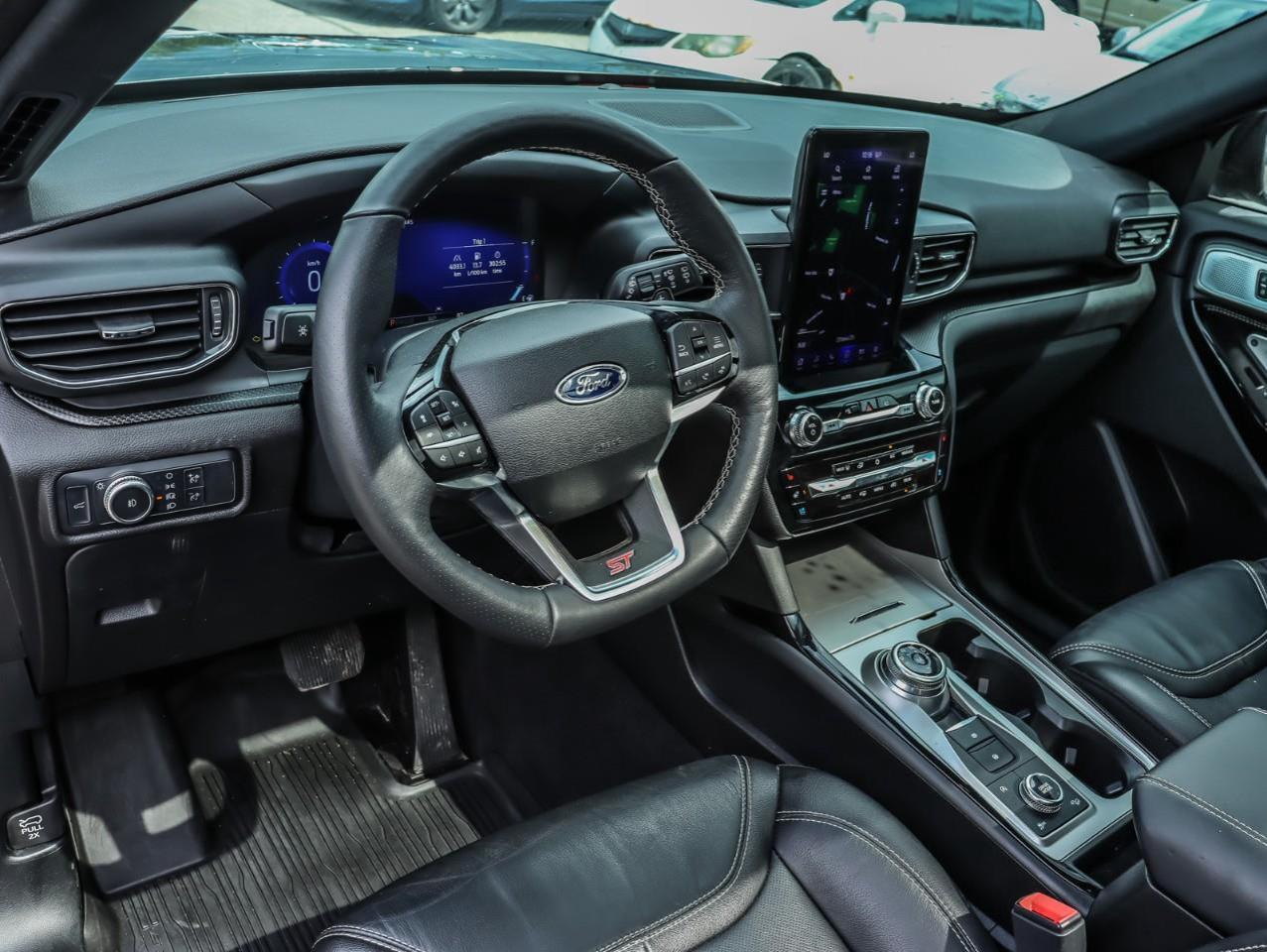 2022 Ford Explorer ST 4dr 4x4 Photo