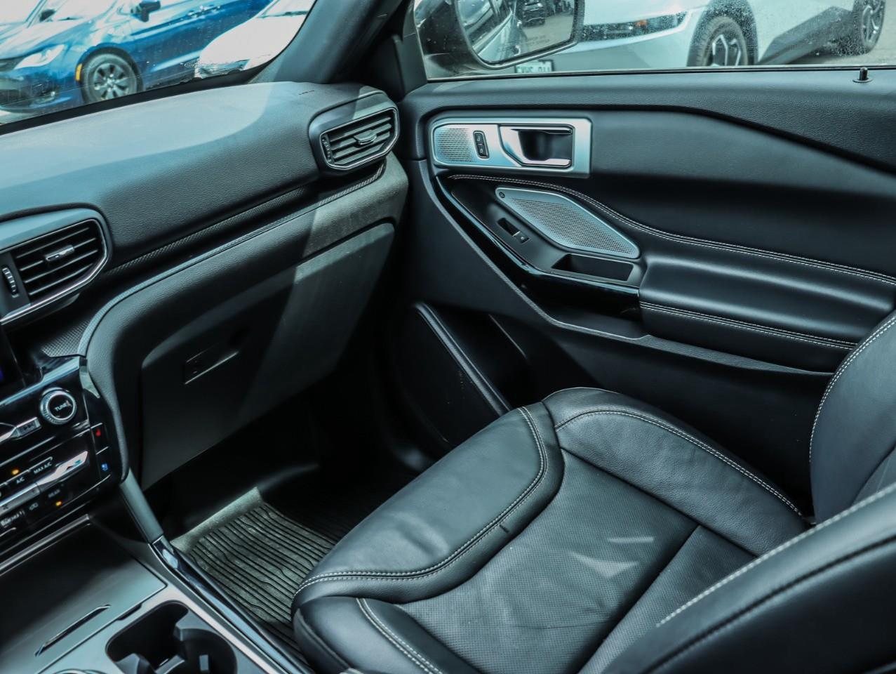 2022 Ford Explorer ST 4dr 4x4 Photo