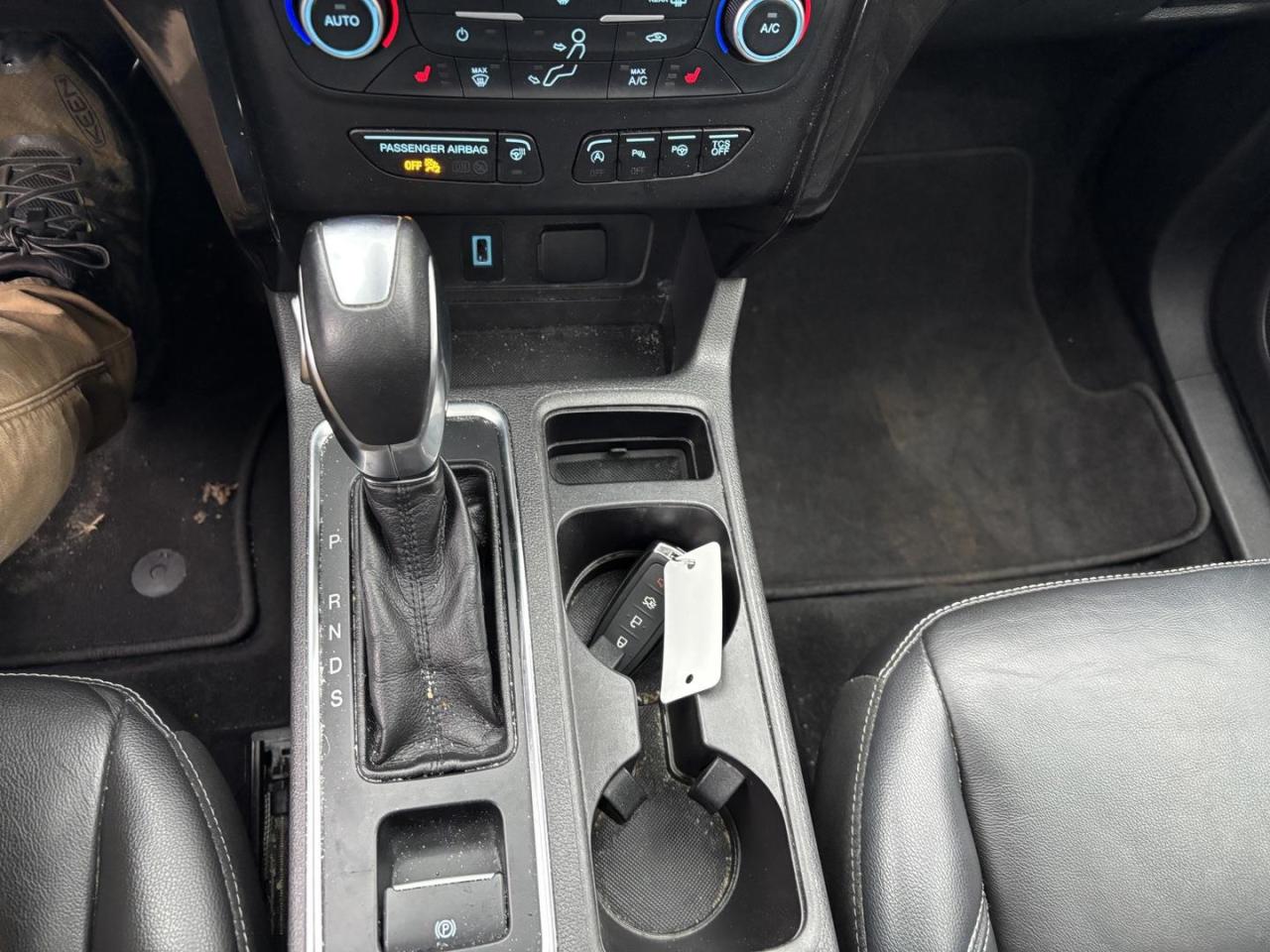 2019 Ford Escape Titanium 4dr 4x4 Photo