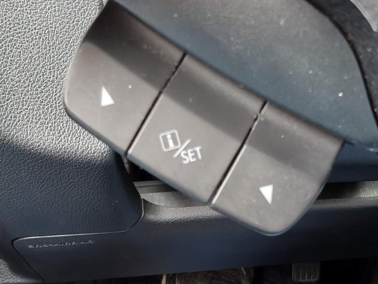 2017 Subaru Crosstrek Touring (CVT) 4dr All-Wheel Drive Photo