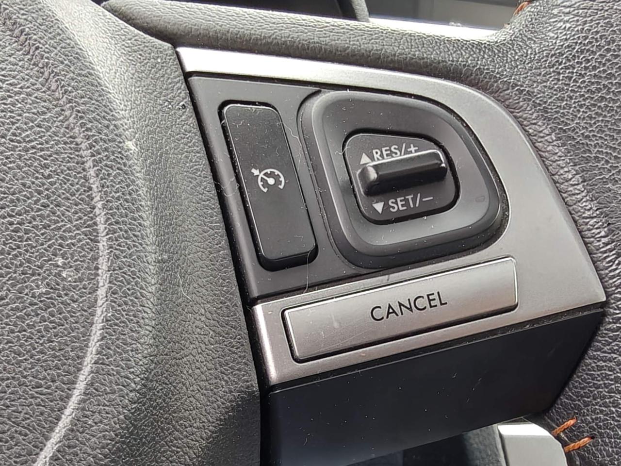 2017 Subaru Crosstrek Touring (CVT) 4dr All-Wheel Drive Photo