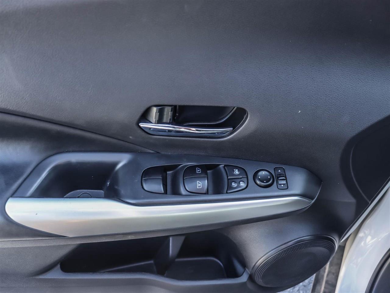 2020 Nissan Kicks SR (CVT) 4dr Front-Wheel Drive Photo