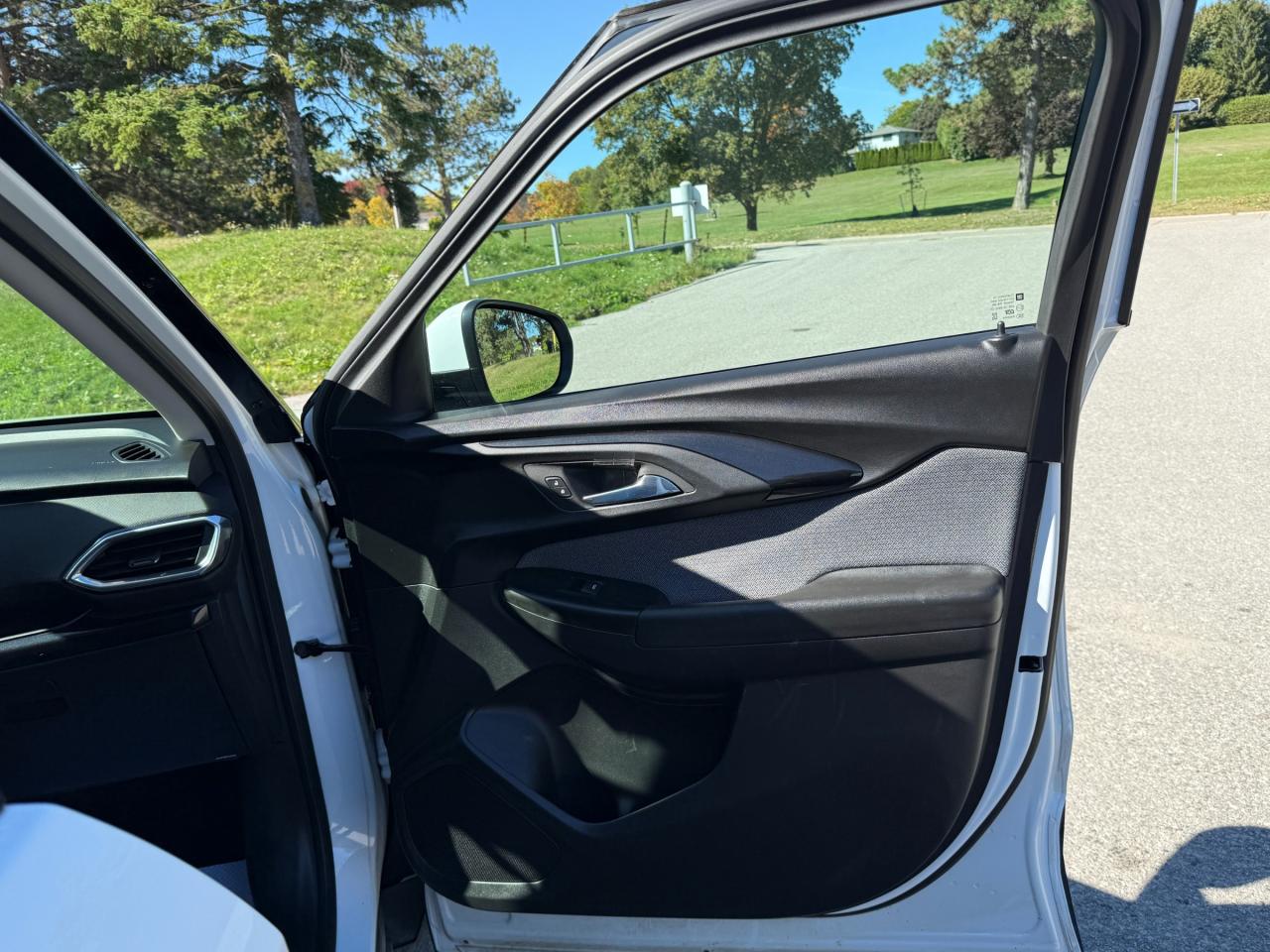 2023 Chevrolet TrailBlazer LT All-Wheel Drive Photo