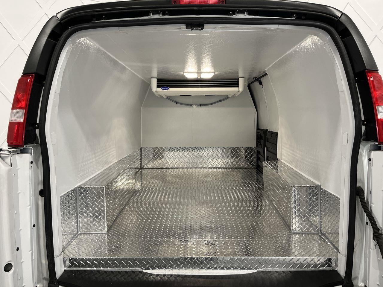 2022 Chevrolet Express  Photo