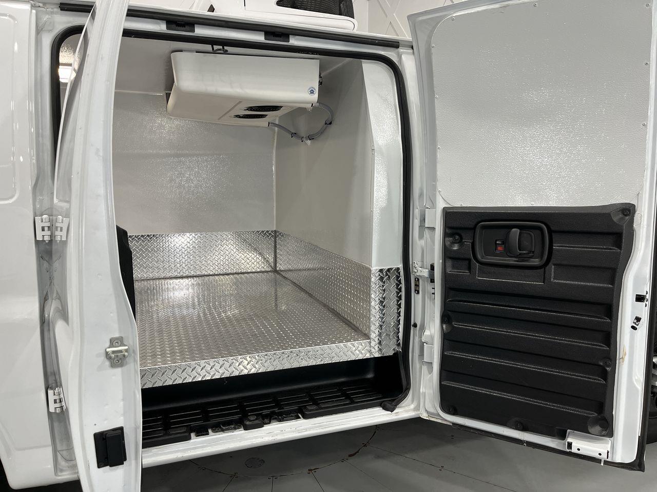 2022 Chevrolet Express  Photo