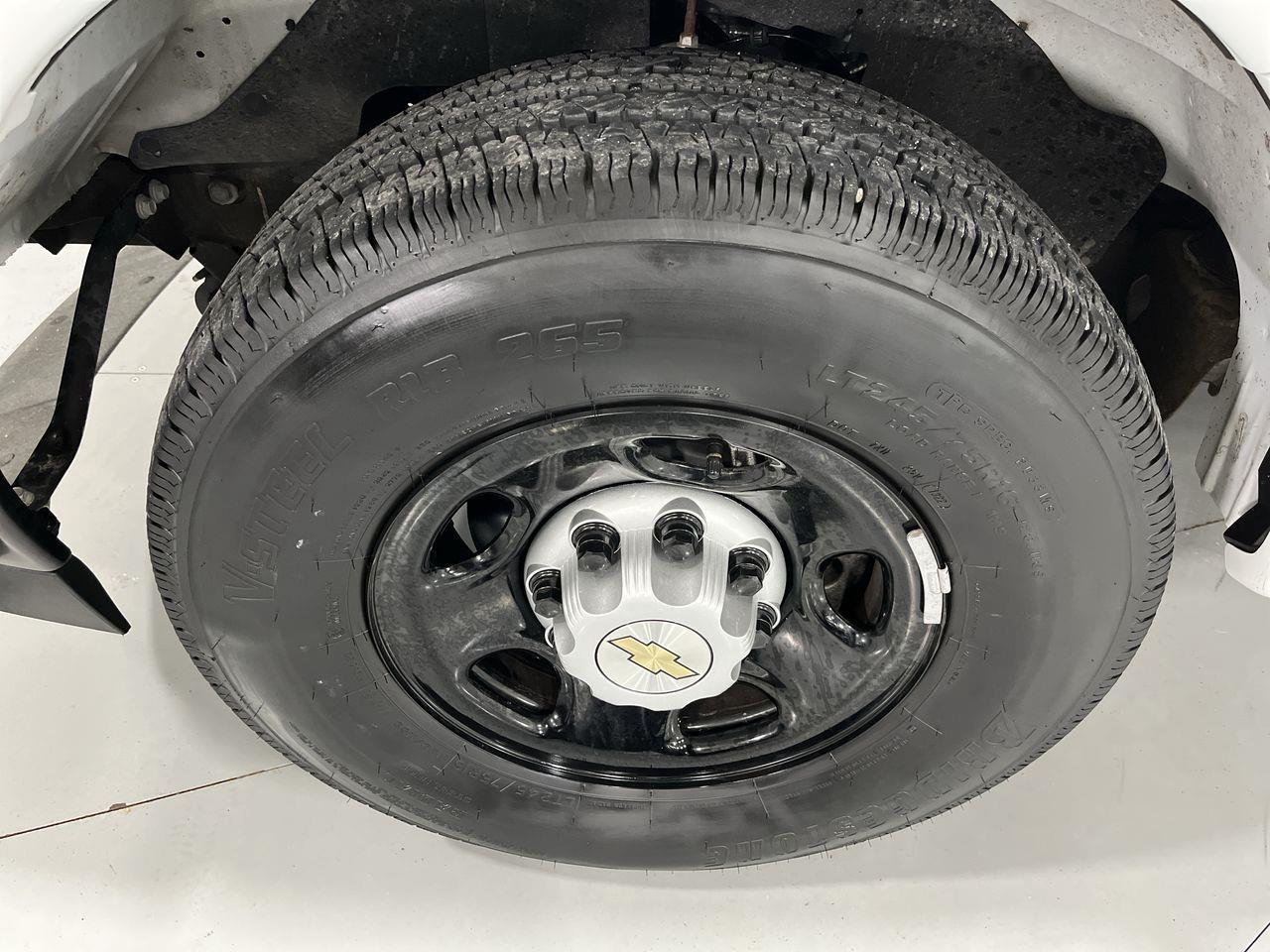 2022 Chevrolet Express  Photo