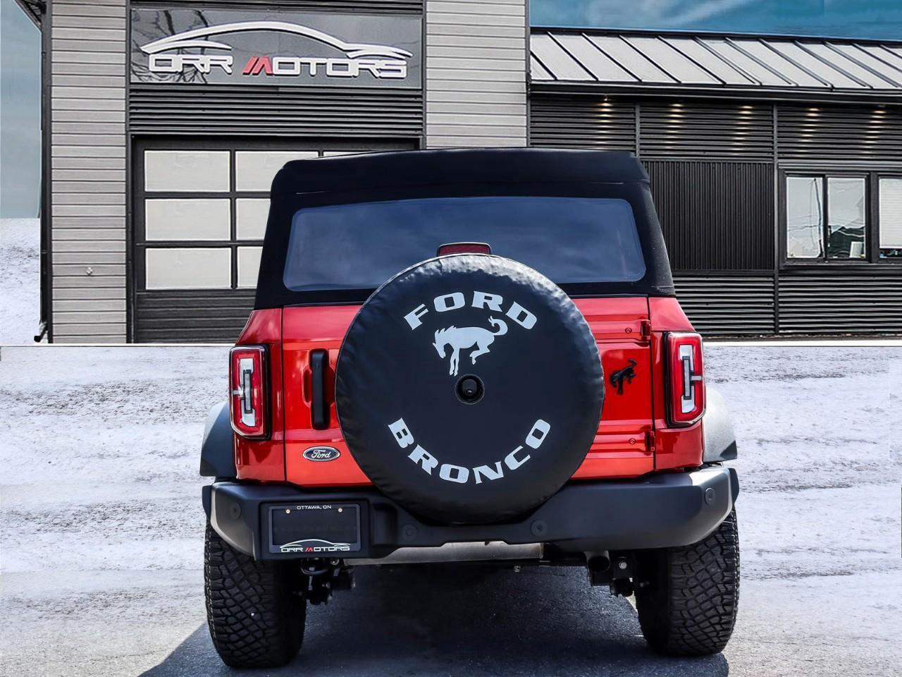 2023 Ford Bronco Wildtrak 4dr 4x4 Photo3