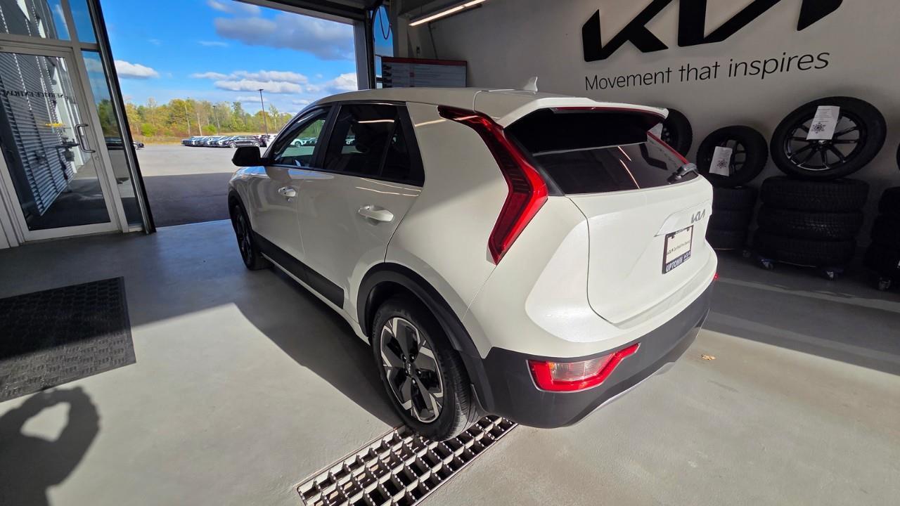 2023 Kia Niro EV Premium 4dr Front-Wheel Drive Sport Utility Photo