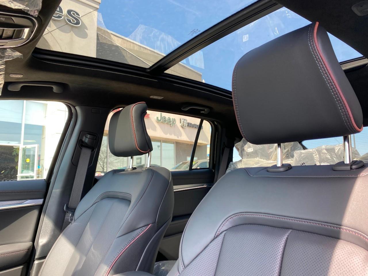 2025 Jeep Wagoneer S Base 4dr 4x4 Photo