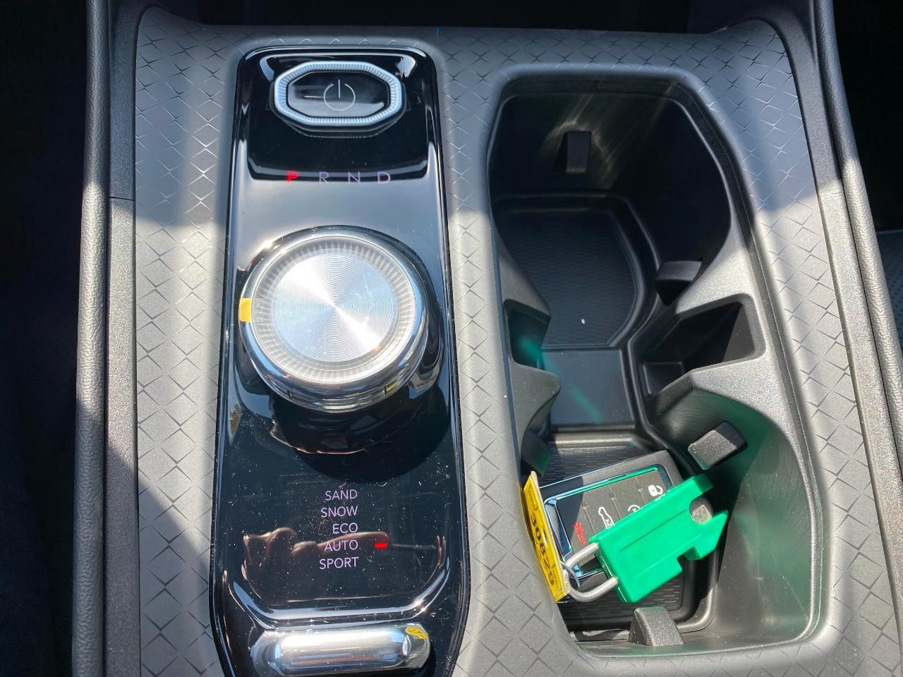 2025 Jeep Wagoneer S Base 4dr 4x4 Photo