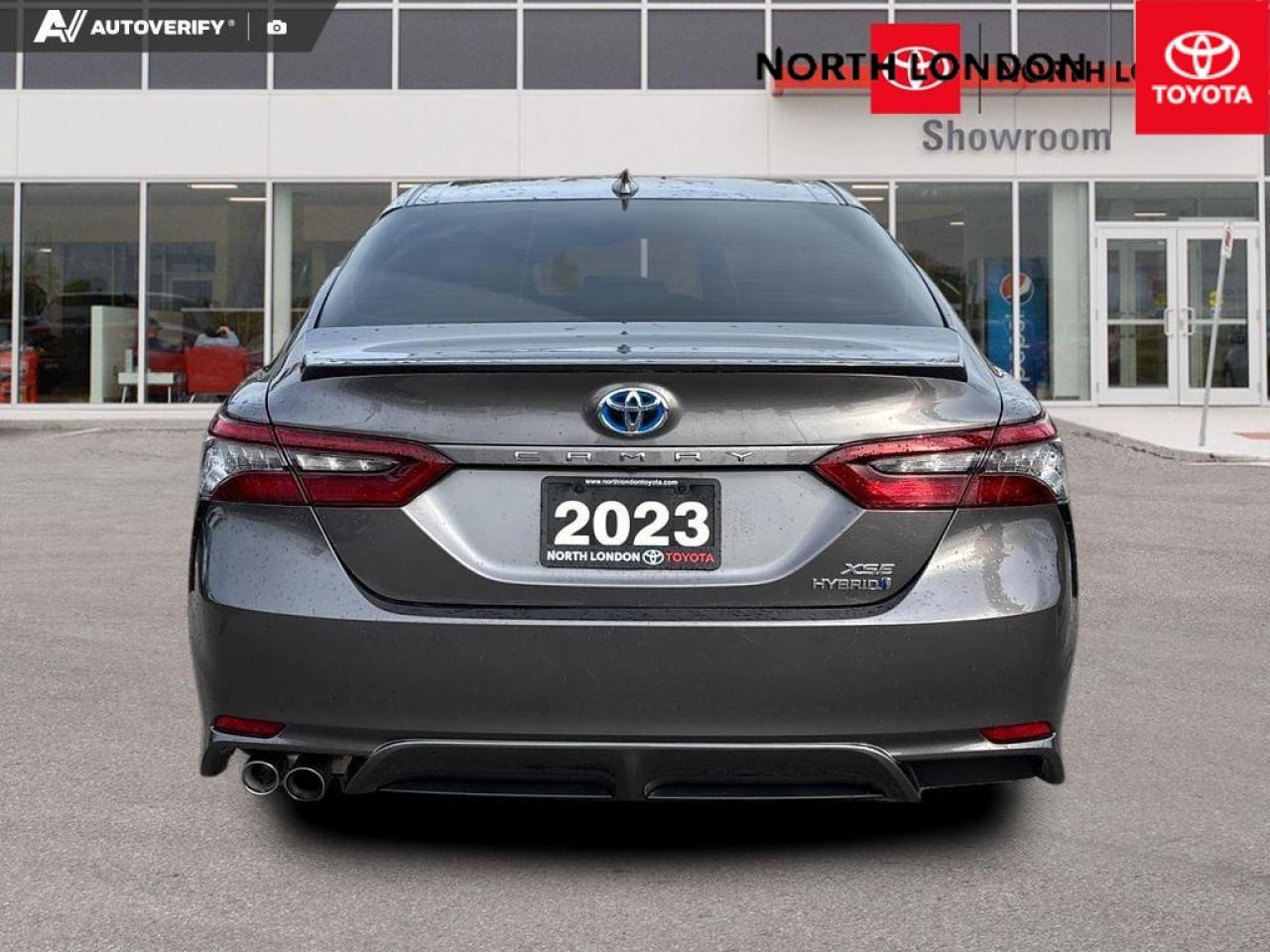 2023 Toyota Camry Hybrid XSE 4dr Sedan Photo4