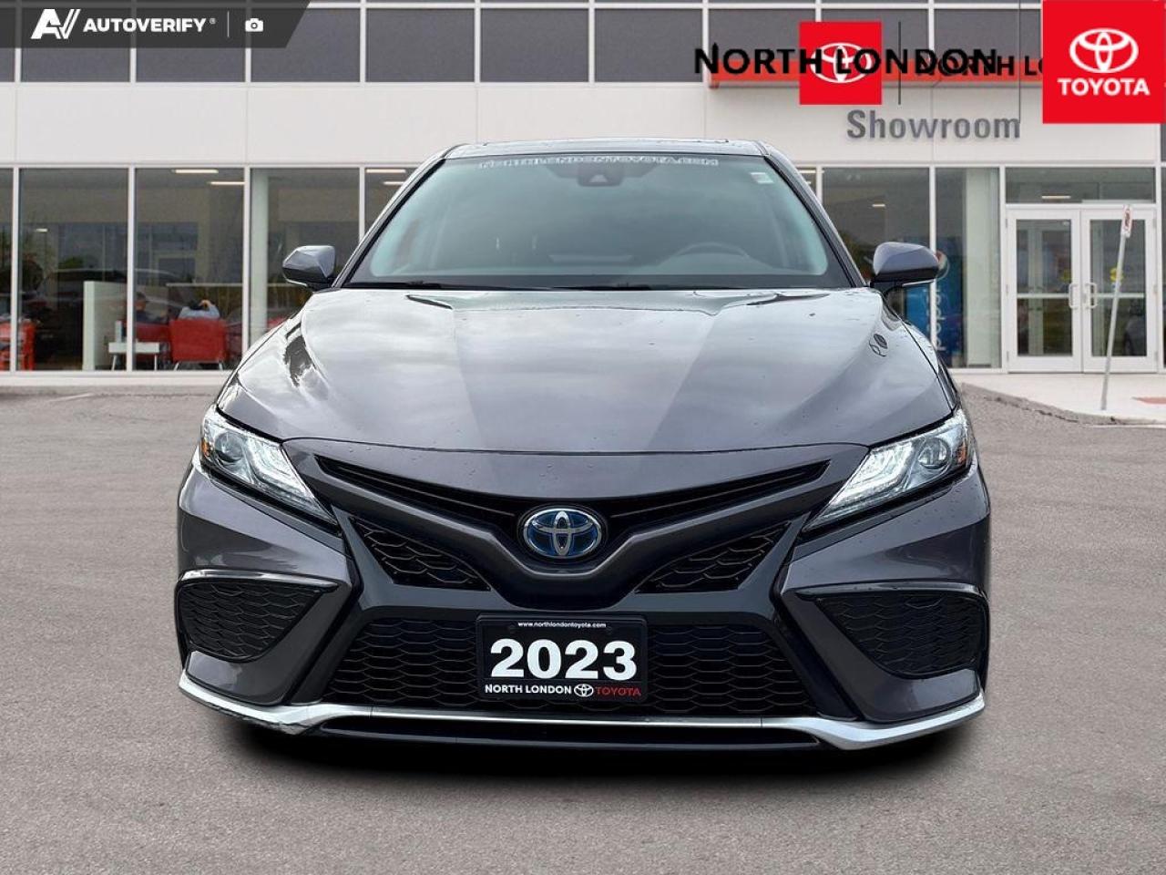 2023 Toyota Camry Hybrid XSE 4dr Sedan Photo