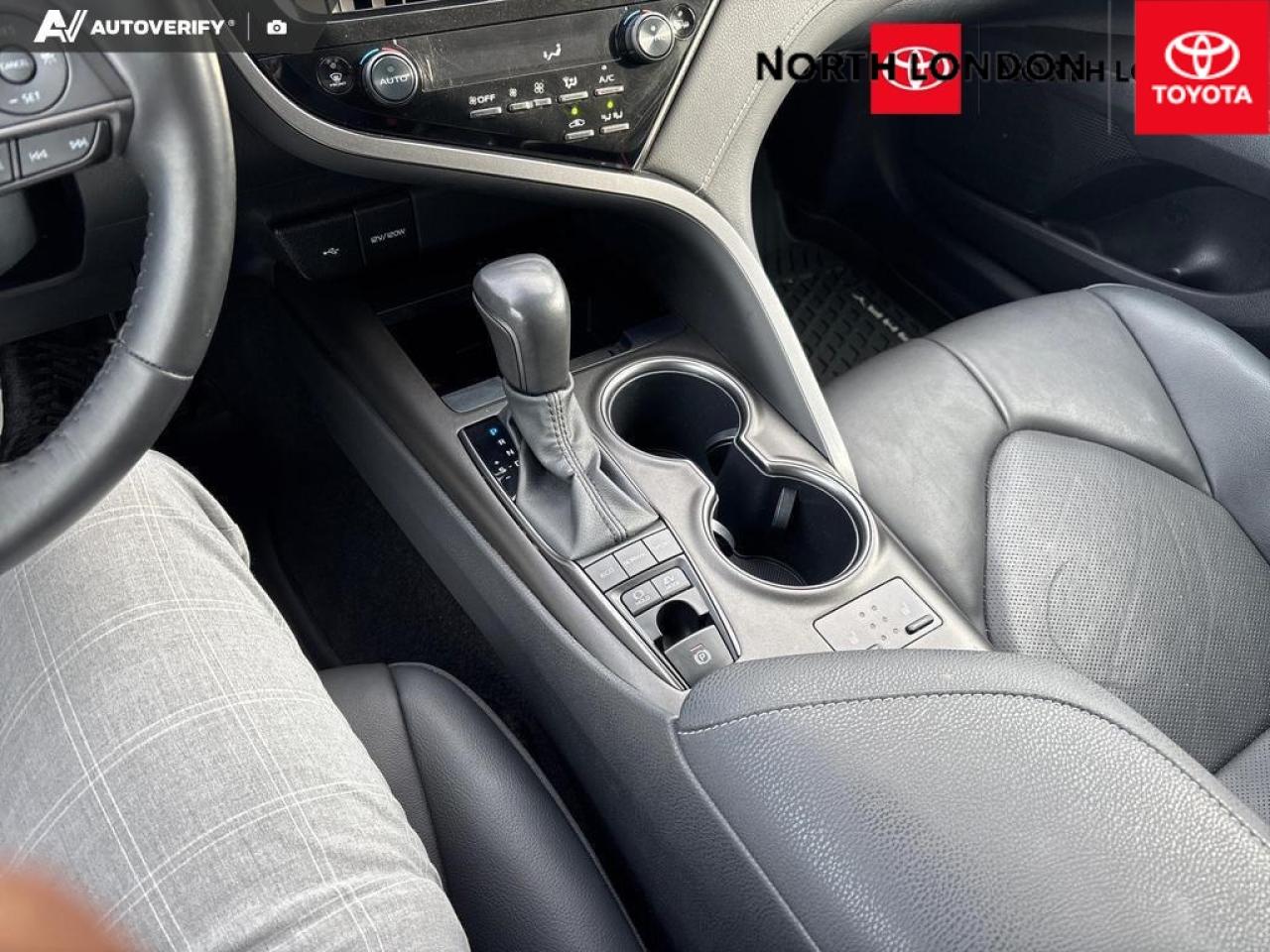 2023 Toyota Camry Hybrid XSE 4dr Sedan Photo