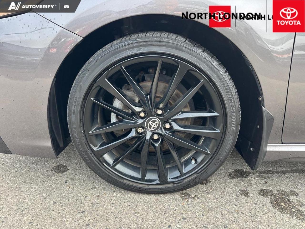 2023 Toyota Camry Hybrid XSE 4dr Sedan Photo