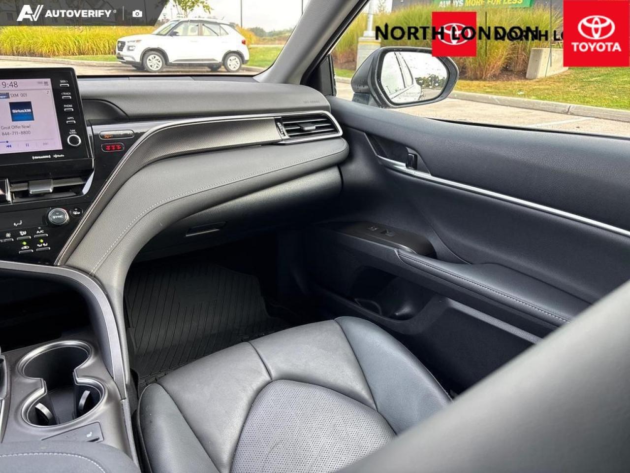 2023 Toyota Camry Hybrid XSE 4dr Sedan Photo