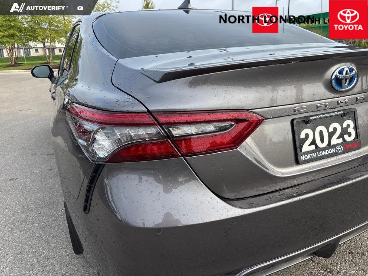 2023 Toyota Camry Hybrid XSE 4dr Sedan Photo