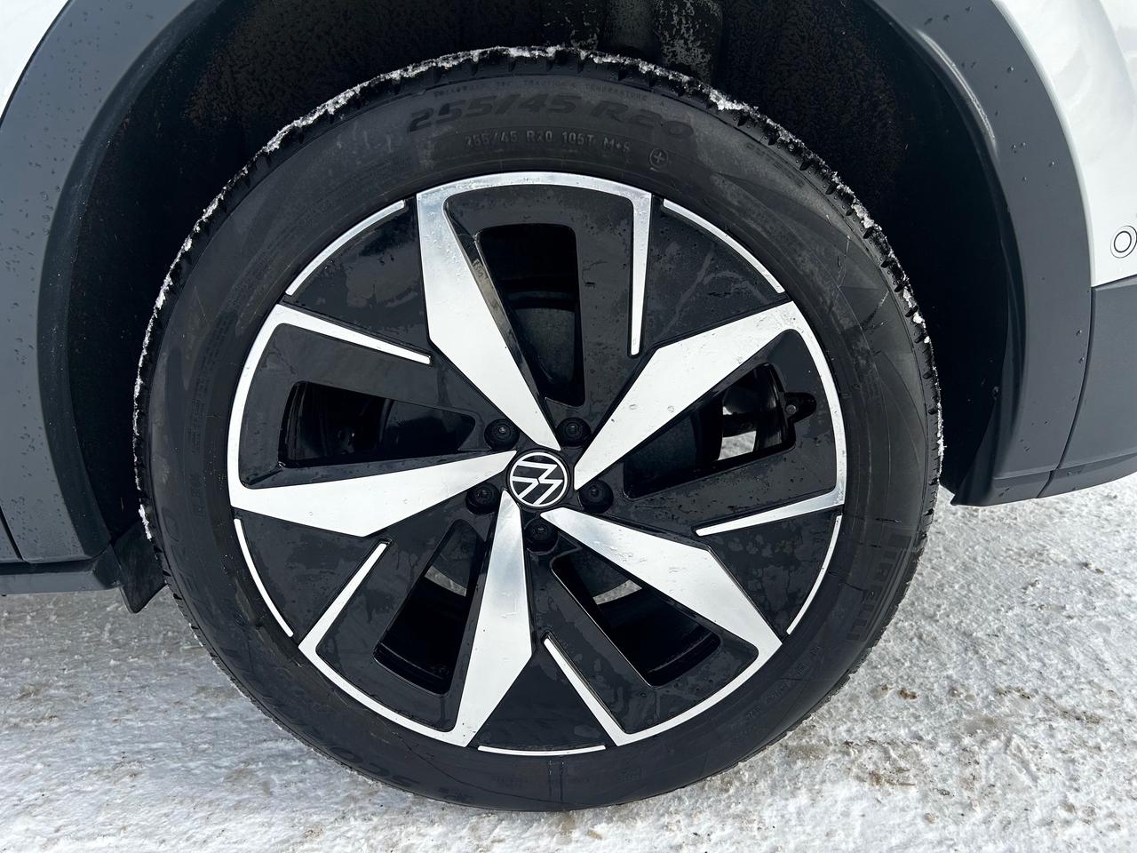 2025 Volkswagen ID.4 Pro S 4dr All-Wheel Drive Photo4